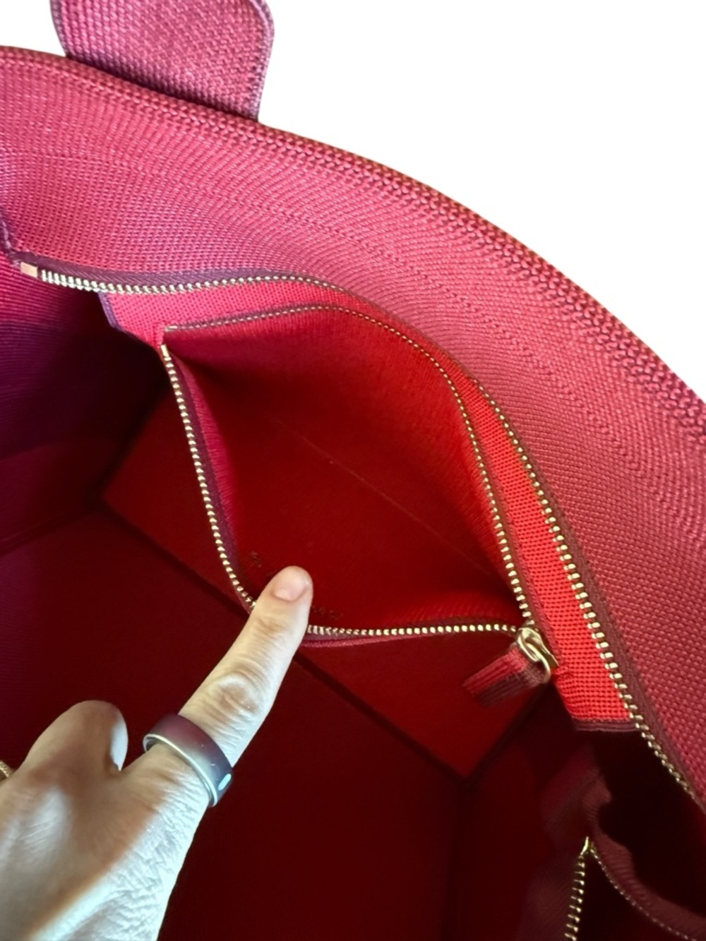 NWT *RARE*  ROTHY'S THE HANDBAG in Ruby Red - Picture 6 of 15